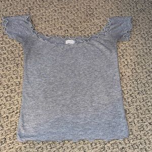 BRANDY MELVILLE SHIRT